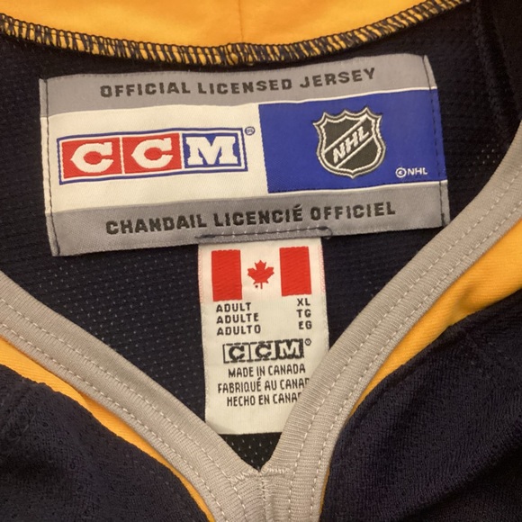 CCM Buffalo Sabers Blue And Gold Jersey size XL made in Canada - Picture 9 of 10